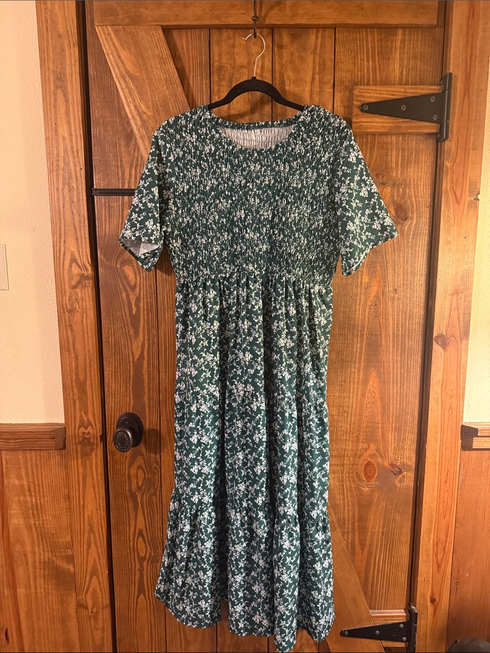 Women’s Green Floral Smocked Waist Dress